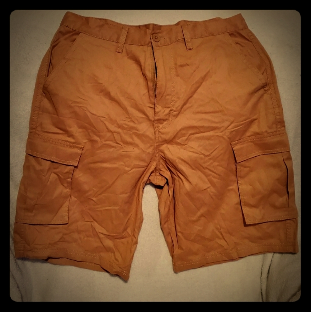 Men's Open Trails size 34 cargo shorts